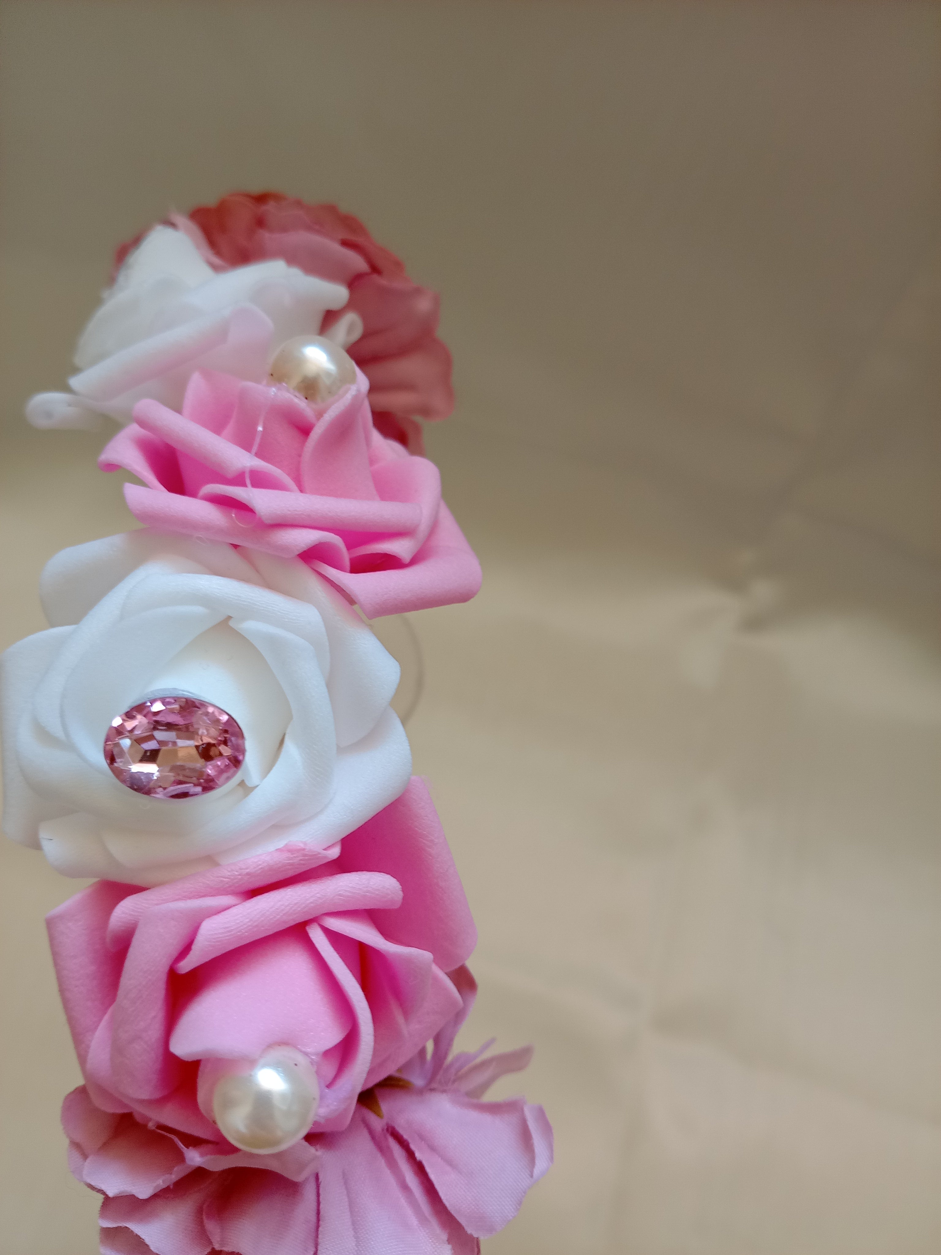 Cerchietto con Fiori per Capelli – Accessorio Cerimonia Damigella, Fatto a Mano