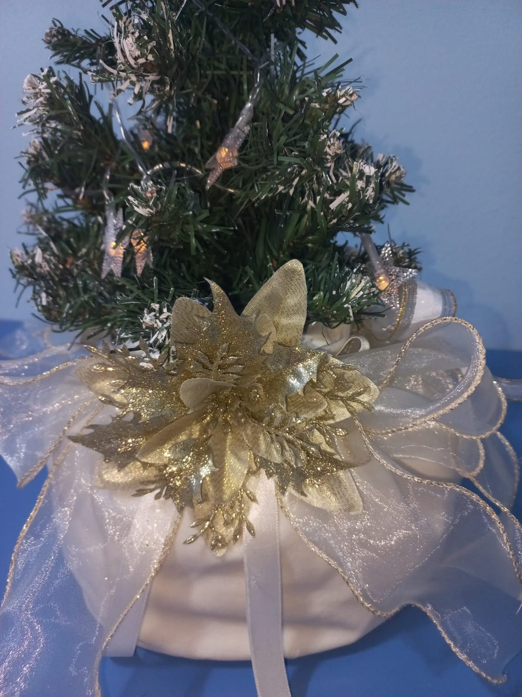 ALBERELLO DI NATALE IN BON BON DI VELLUTO