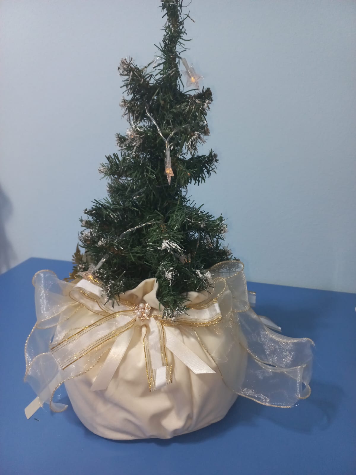 ALBERELLO DI NATALE IN BON BON DI VELLUTO