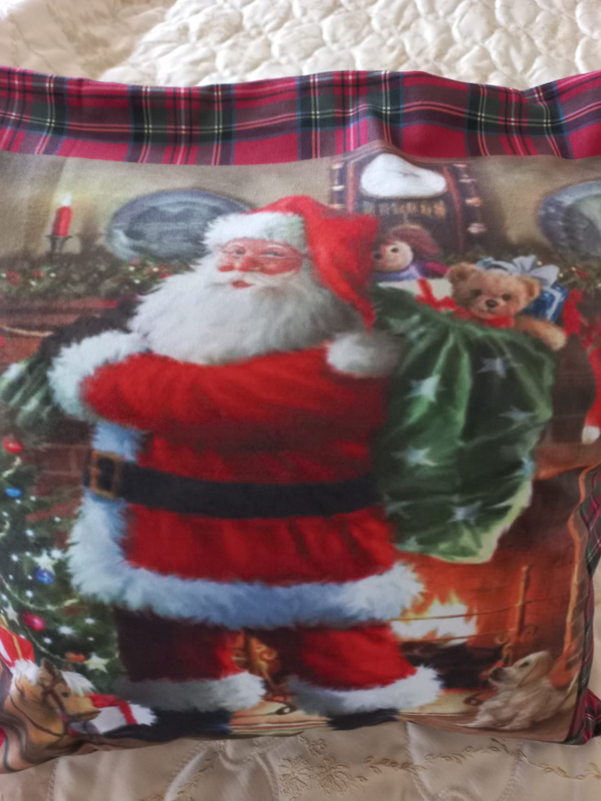 Cuscino Natalizio in Velluto con Tessuto Scozzese e Lamè Dorato