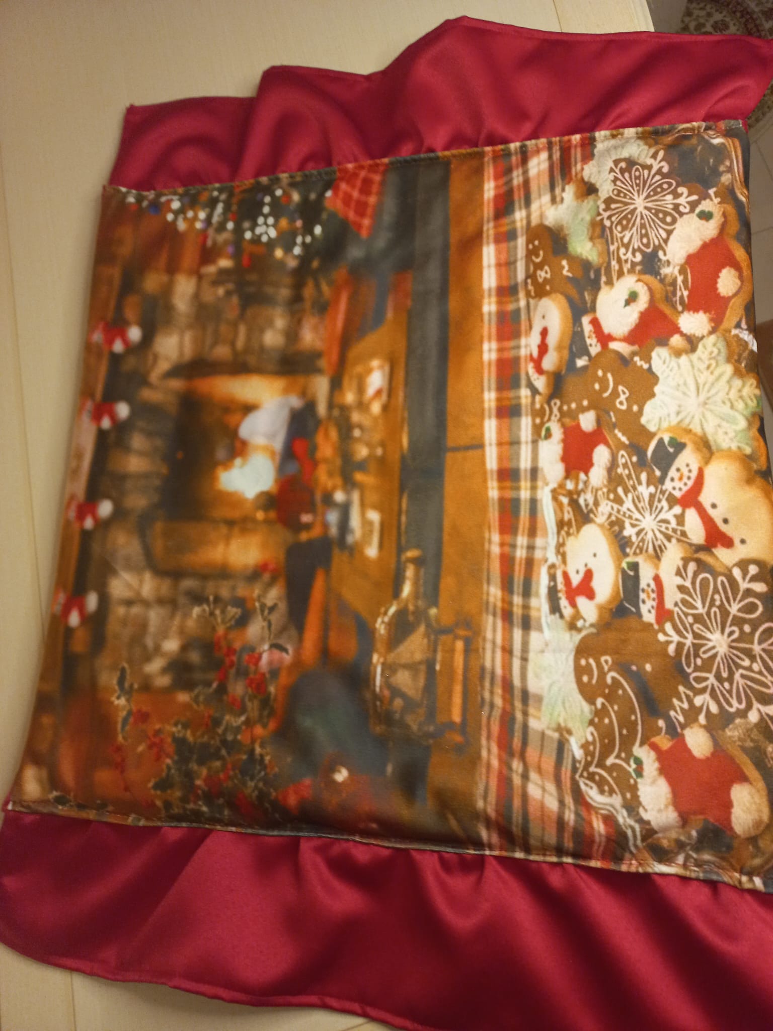 Copripiano Cottura Natalizio in Velluto Rosso - Decorazione Cucina