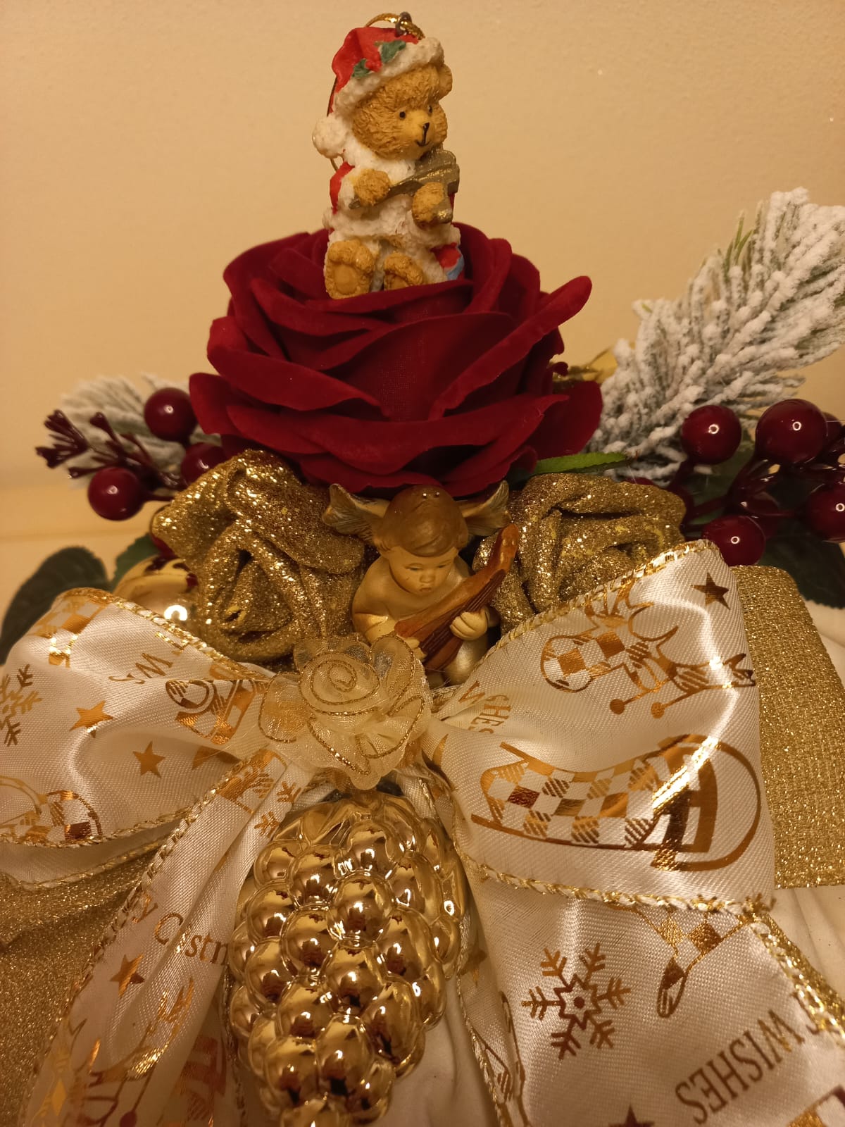 Bon Bon Natalizio in Velluto Avorio con Decorazioni Oro e Rosse - Fatto a Mano