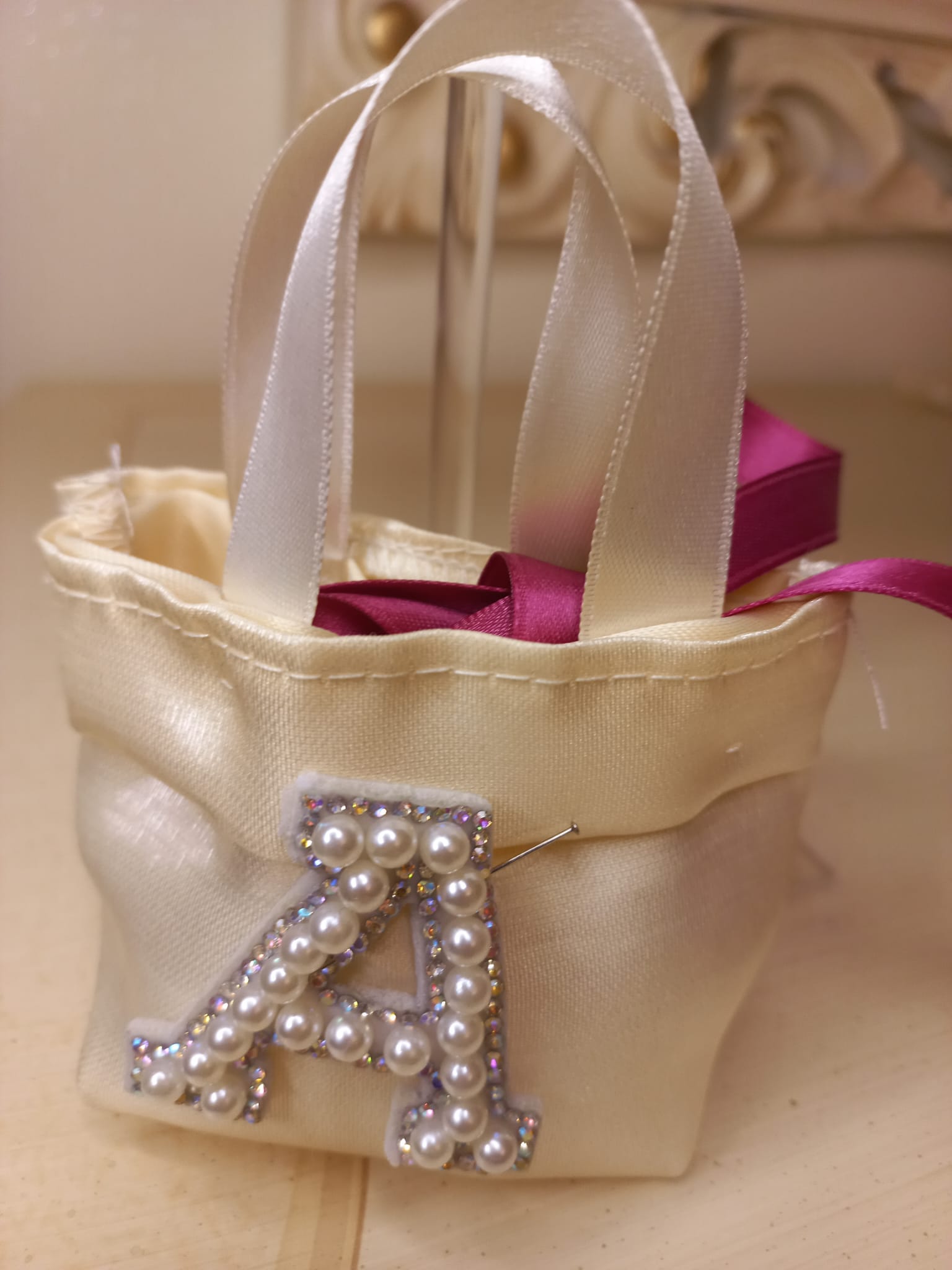 Borsetta Portaconfetti Artigianale in Pizzo - Bomboniera Matrimonio Elegante