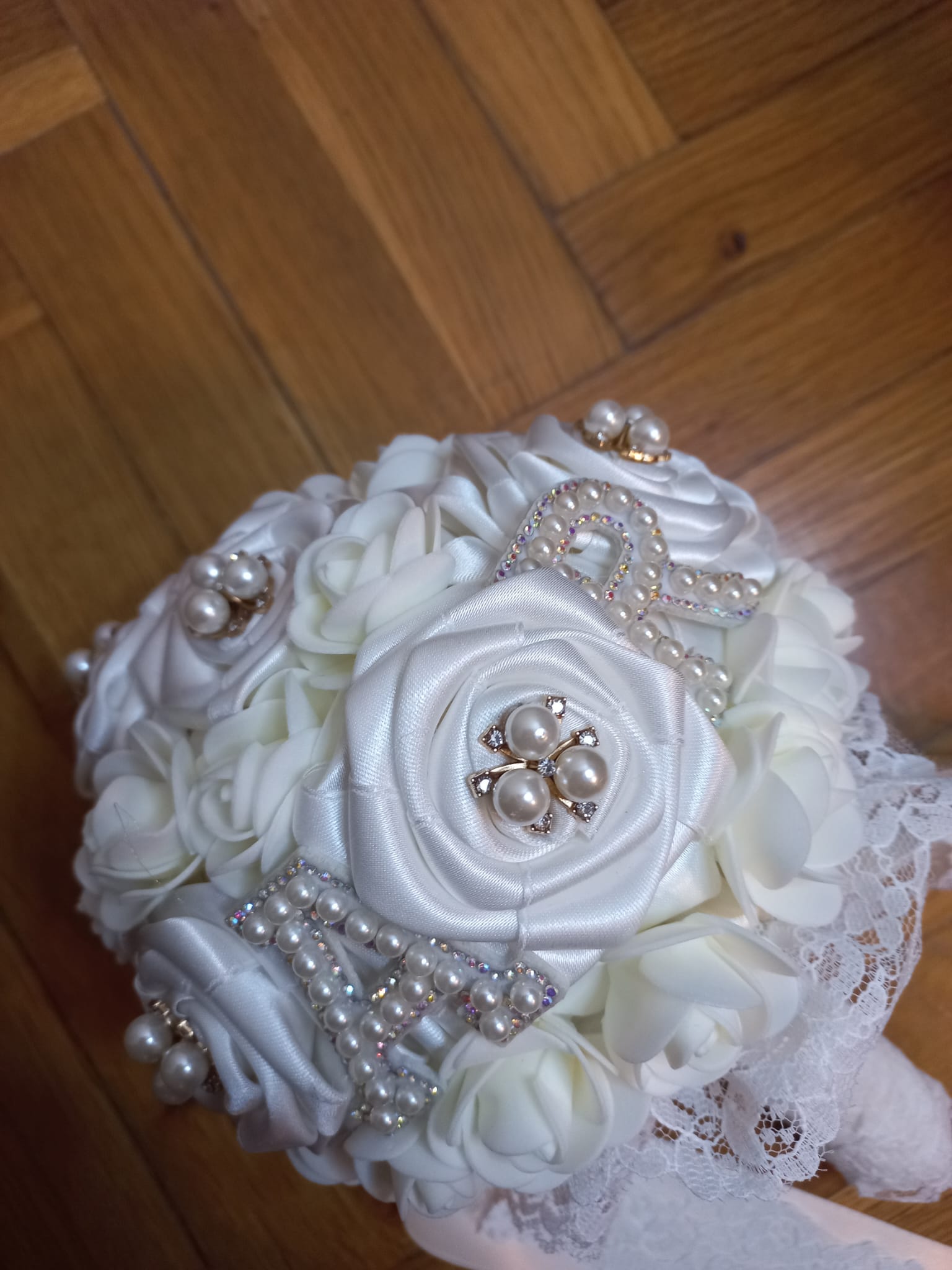 Bouquet Sposa con Rose Fatte a Mano Avorio Chiaro - Artigianale