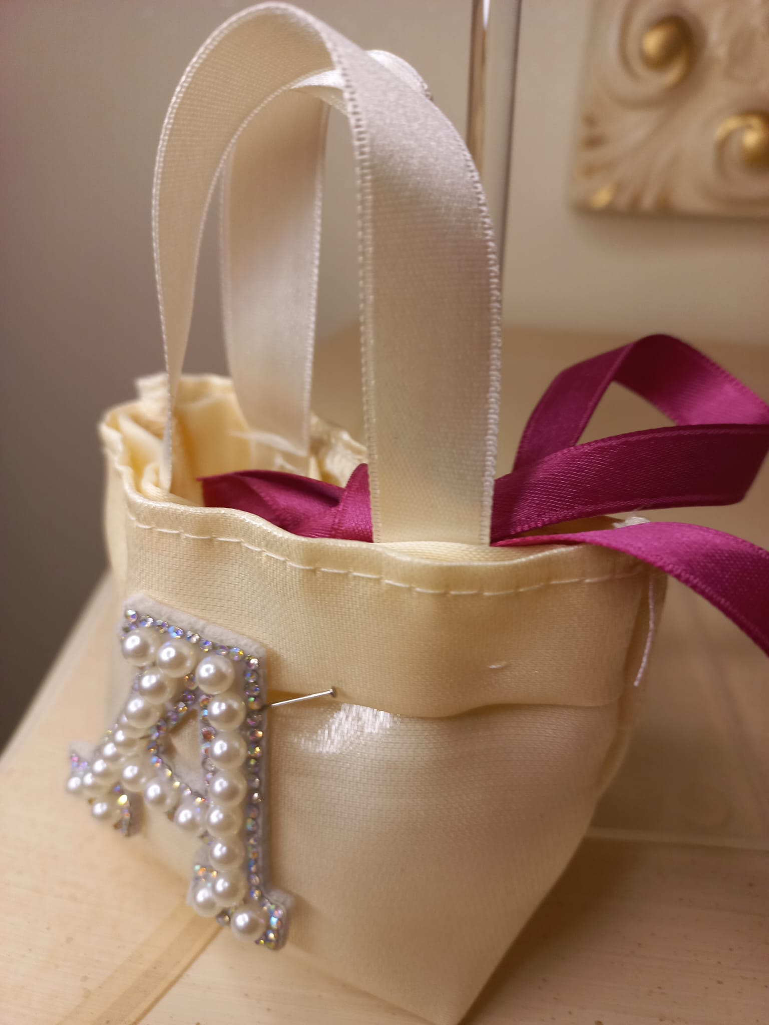 Borsetta Portaconfetti Artigianale in Pizzo - Bomboniera Matrimonio Elegante