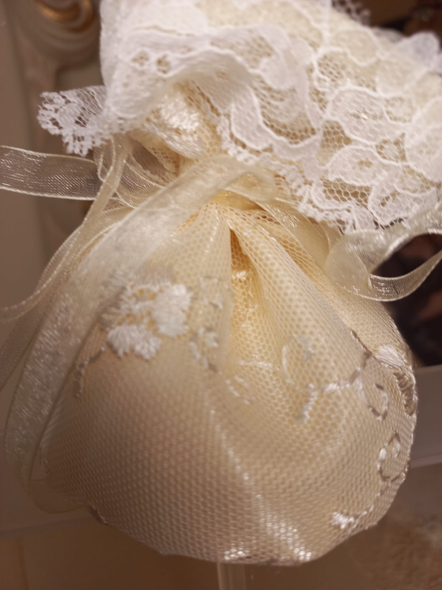 Sacchettino Panna Artigianale - Portaconfetti Portariso Segnaposto Bomboniera