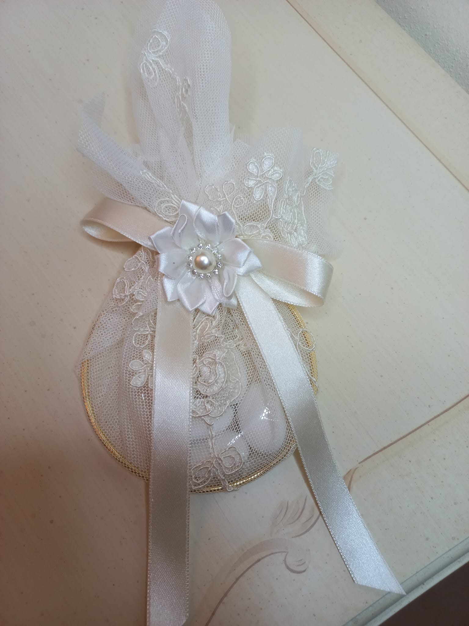 Portaconfetti in Pizzo con Anello - Bomboniera Matrimonio Artigianale
