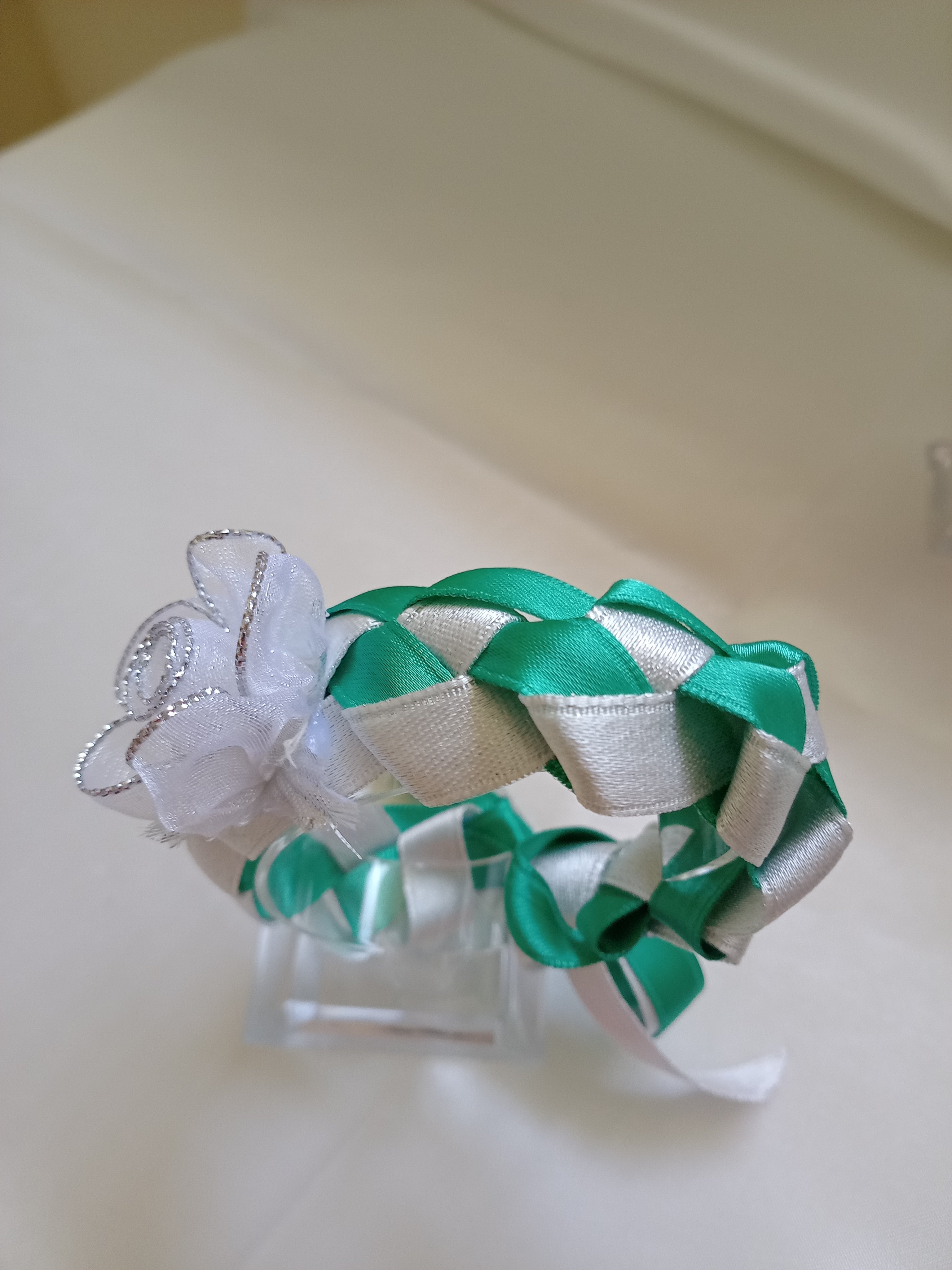 BRACCIALETTO DA CERIMONIA FATTO A MANO DI NASTRO RASATO CON EFFETTO TRECCIA