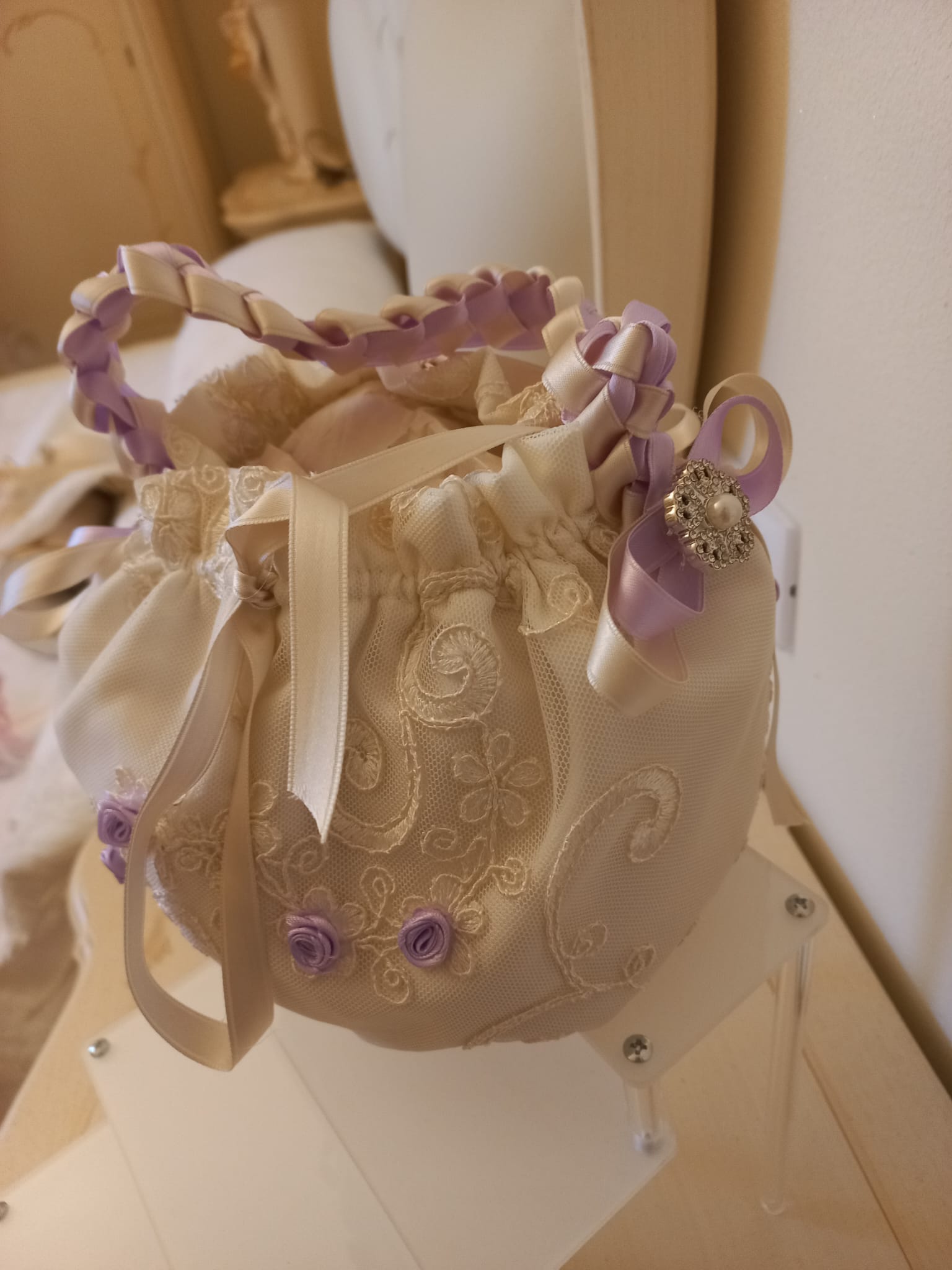 BORSETTA DA CERIMONIA IN PIZZO CON MANICO A TRECCIA