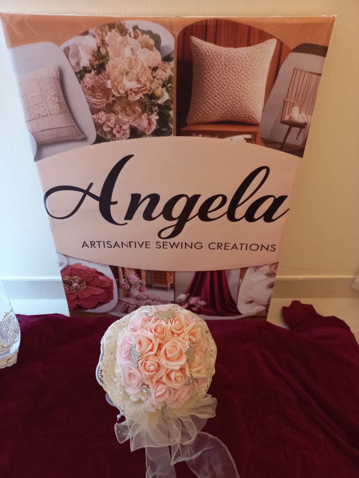 Bouquet Sposa Elegante con rose in Lattice e Perle-Fatto a Mano