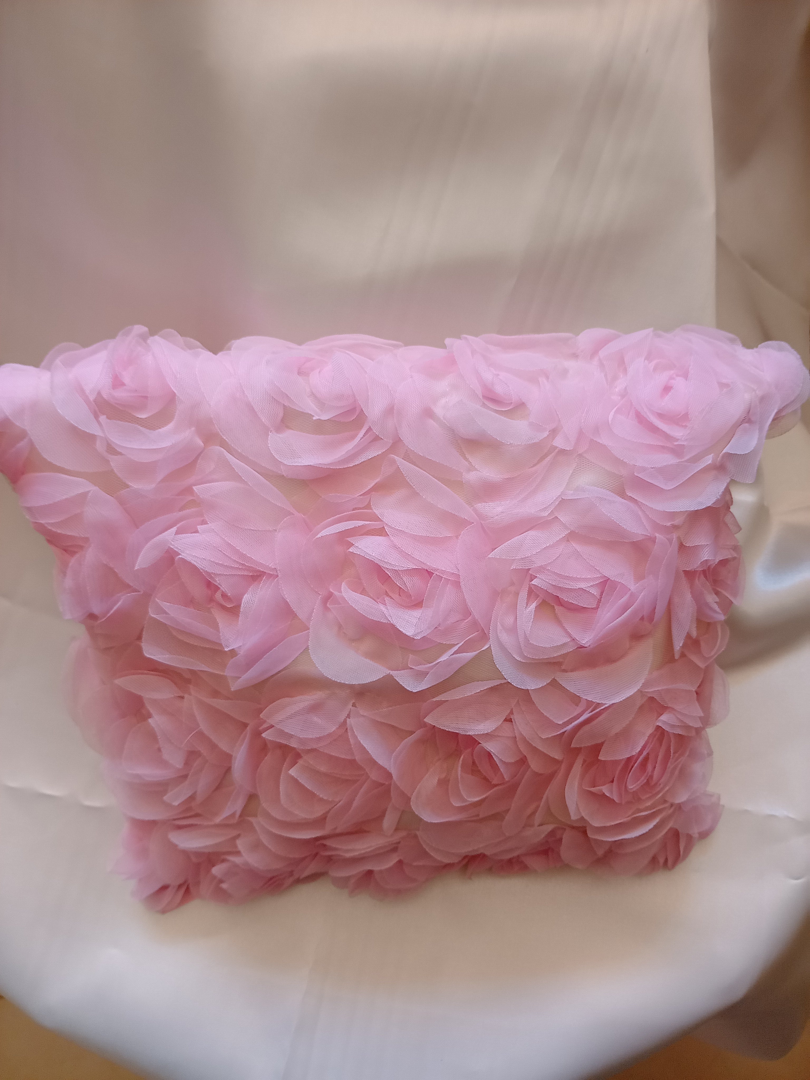 Busta Portasalviette e Portapannolini in Tulle con Rose – Fatto a Mano, Personalizzabile con Iniziali