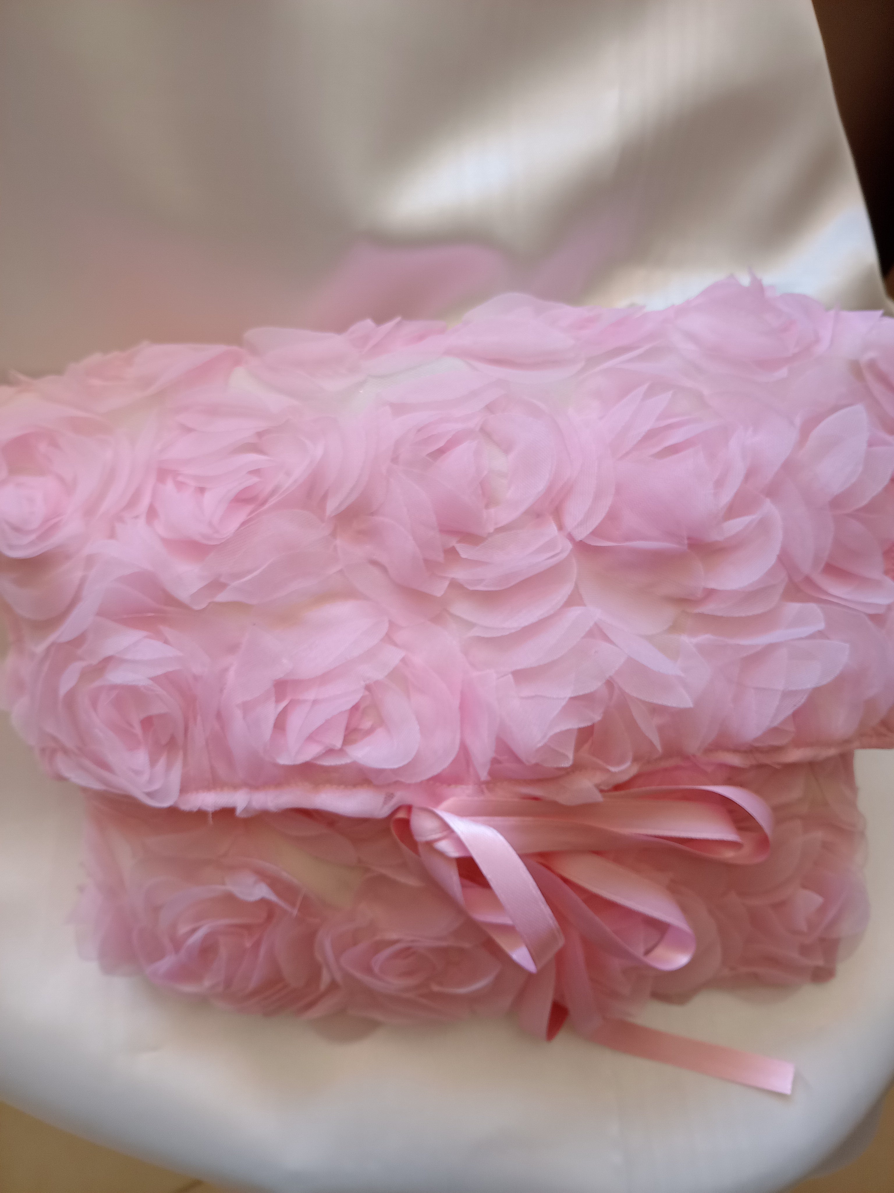 Busta Portasalviette e Portapannolini in Tulle con Rose – Fatto a Mano, Personalizzabile con Iniziali
