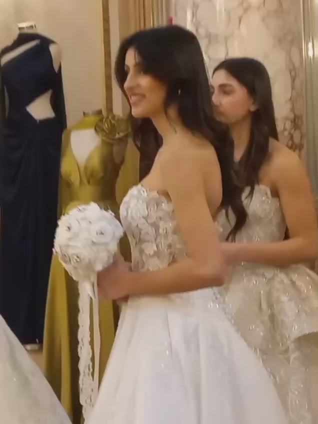 Bouquet Sposa con Rose Fatte a Mano Avorio Chiaro - Artigianale